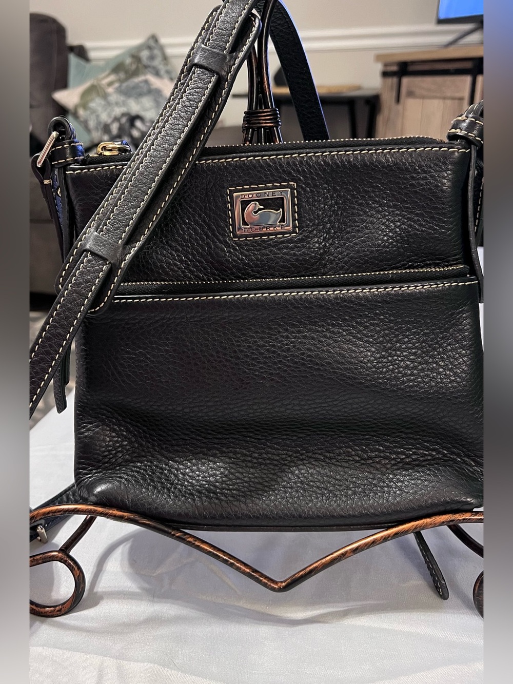 Dooney & Bourke Dillen Letter Carrier R935 Black Leather Crossbody